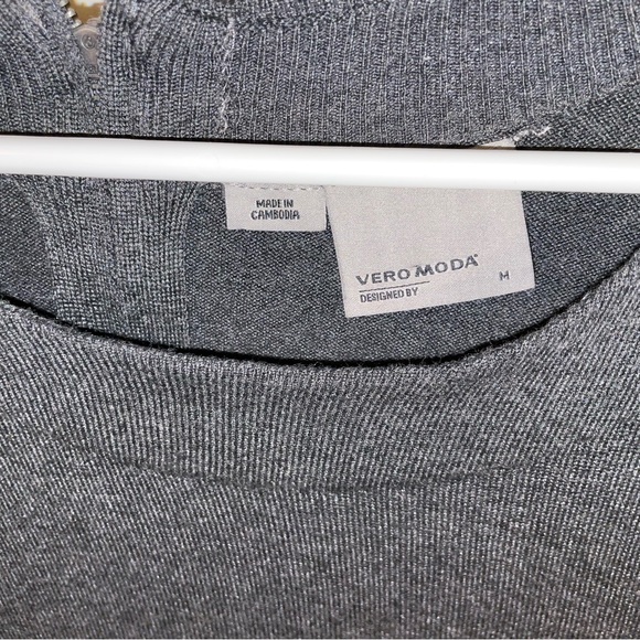 Vero Moda Knee Length Sweater Dress in Dark (Grey Size Medium) - Picture 4 of 4